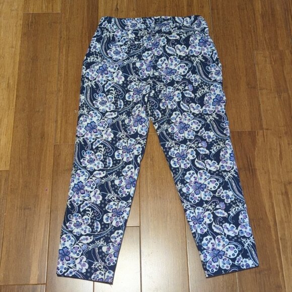 Talbots Blue Floral Perfect Crops - Picture 7 of 8